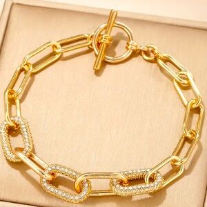 NWT 18k Gold plated stainless steel link bracelet with inset rhinestones